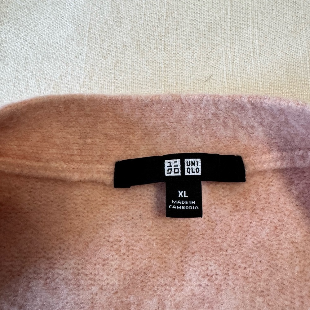 Uniqlo Soft Pink Women's Cardigan Sweater - Picture 2 of 5